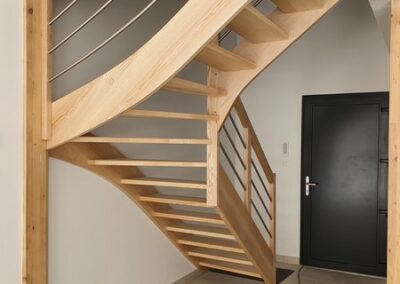 Escalier, Marches, Garde-corps et dessus de table.